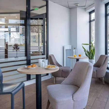 Comfort Aparthotel Les Hauts D'Annecy-3